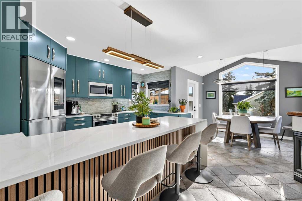 Single Family House for Sale in  Somerset Crescent SW Somerset Calgary 