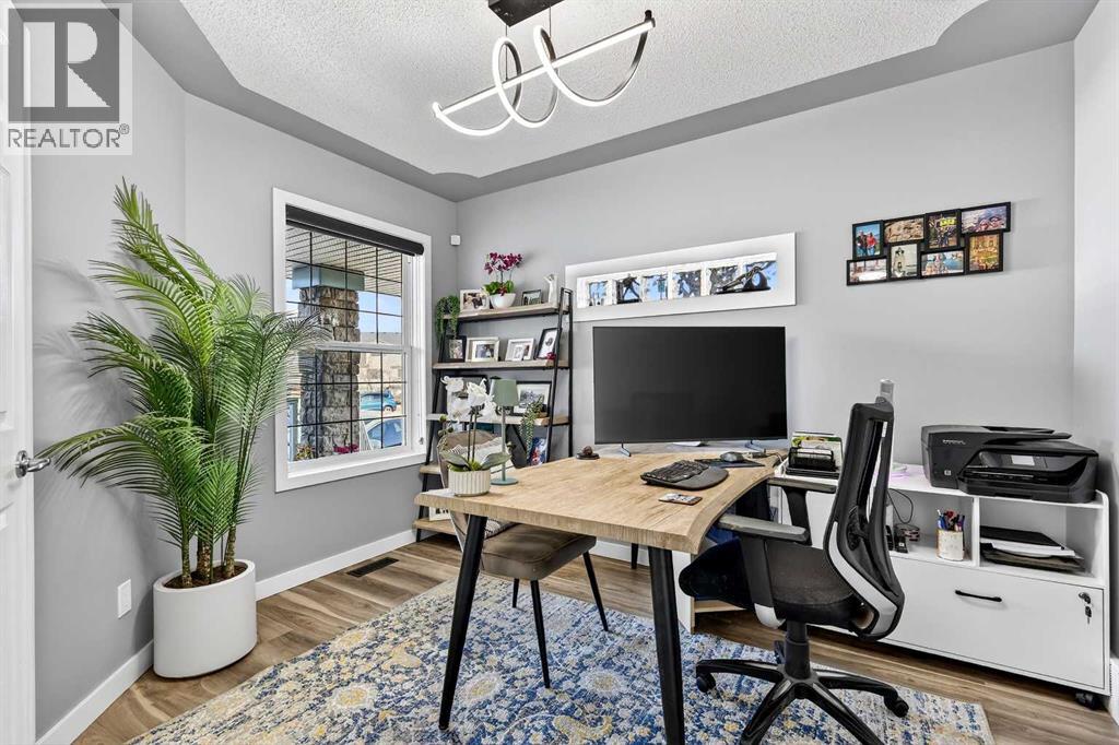 Single Family House for Sale in  Somerset Crescent SW Somerset Calgary 