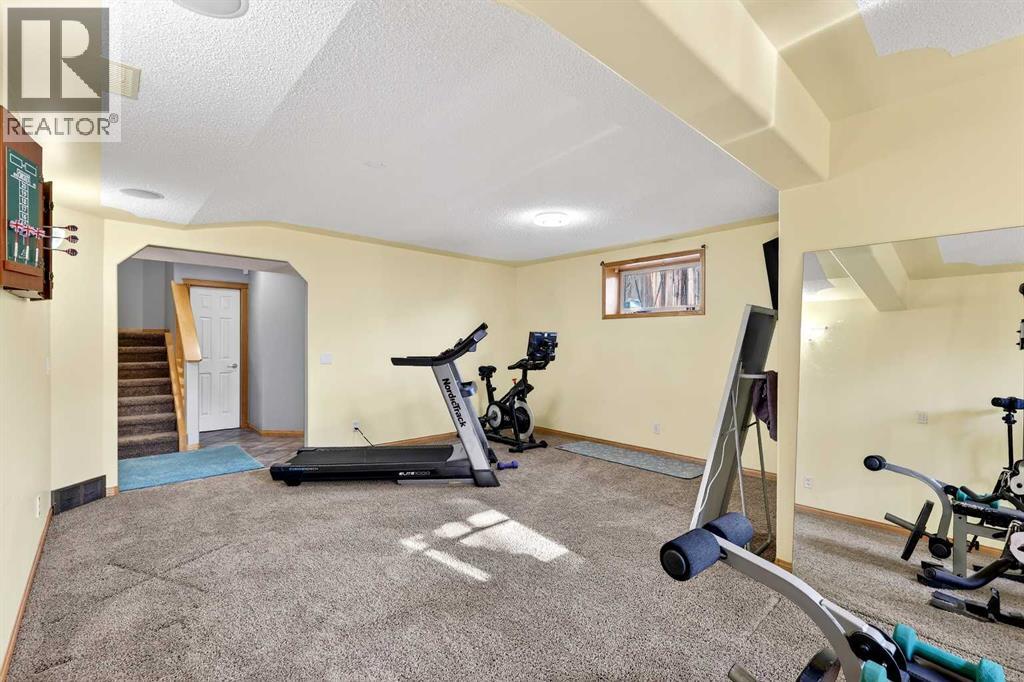 Single Family House for Sale in  Somerset Crescent SW Somerset Calgary 