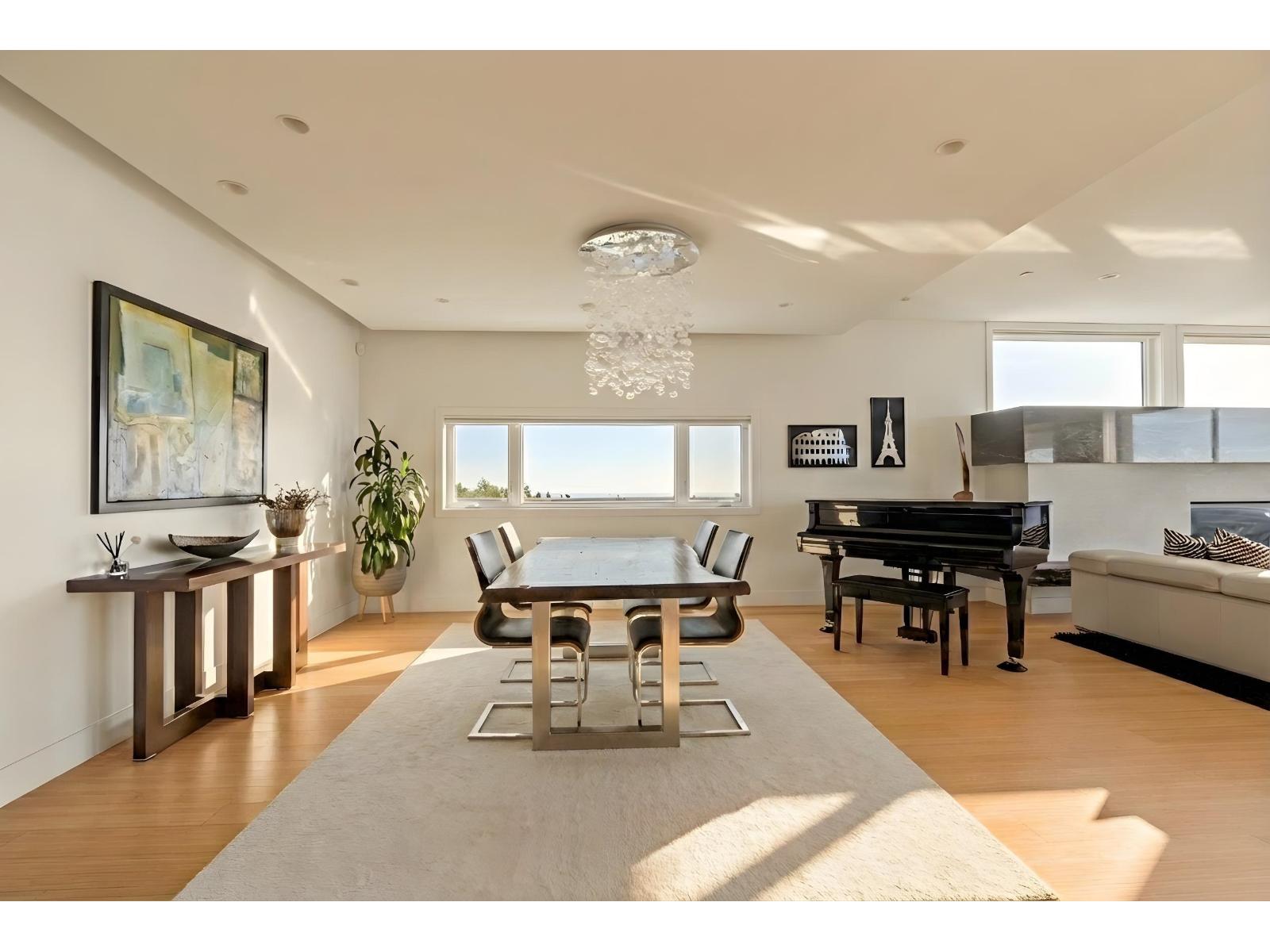 14501 MARINE DRIVE, White Rock