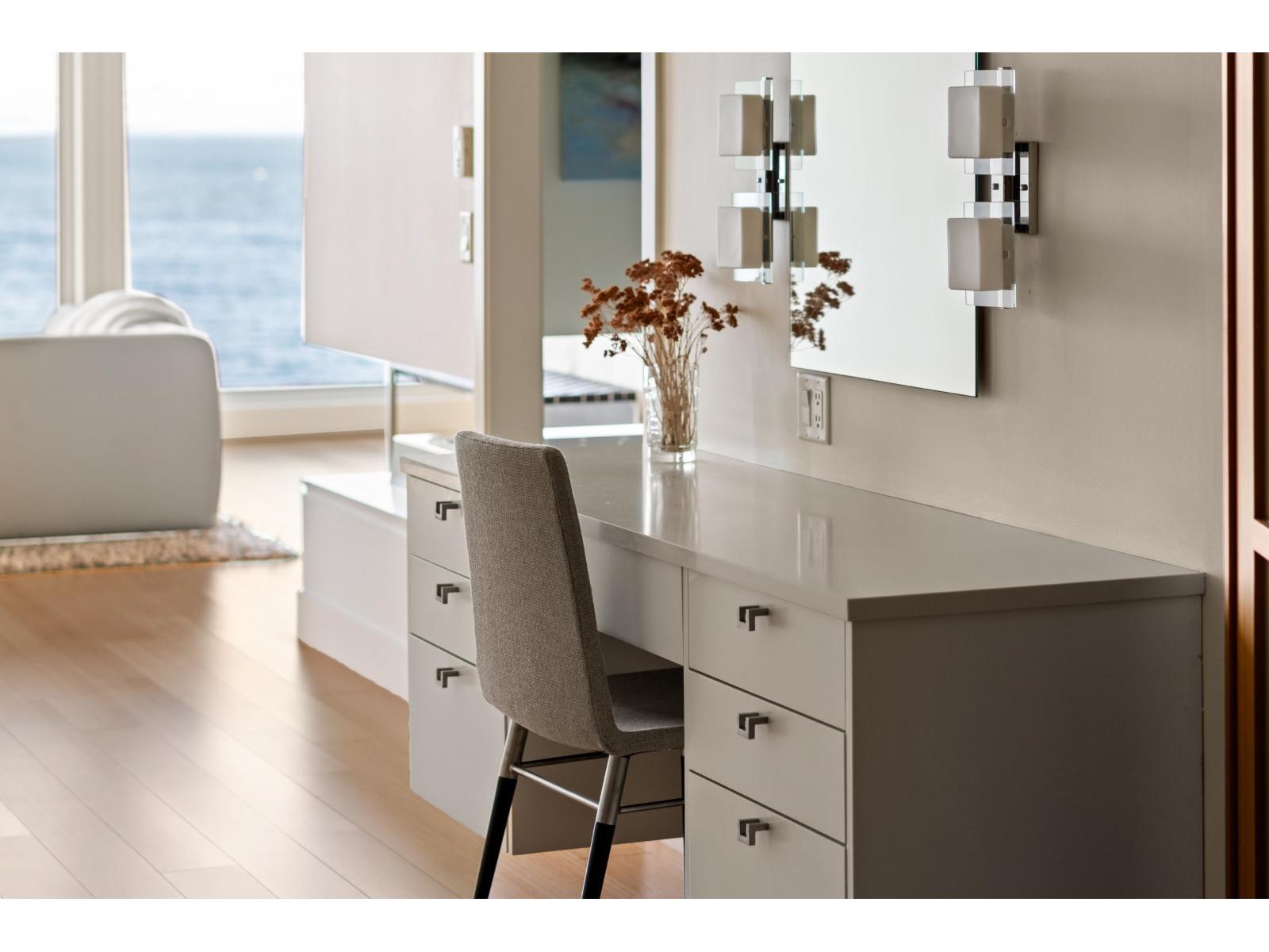 14501 MARINE DRIVE, White Rock