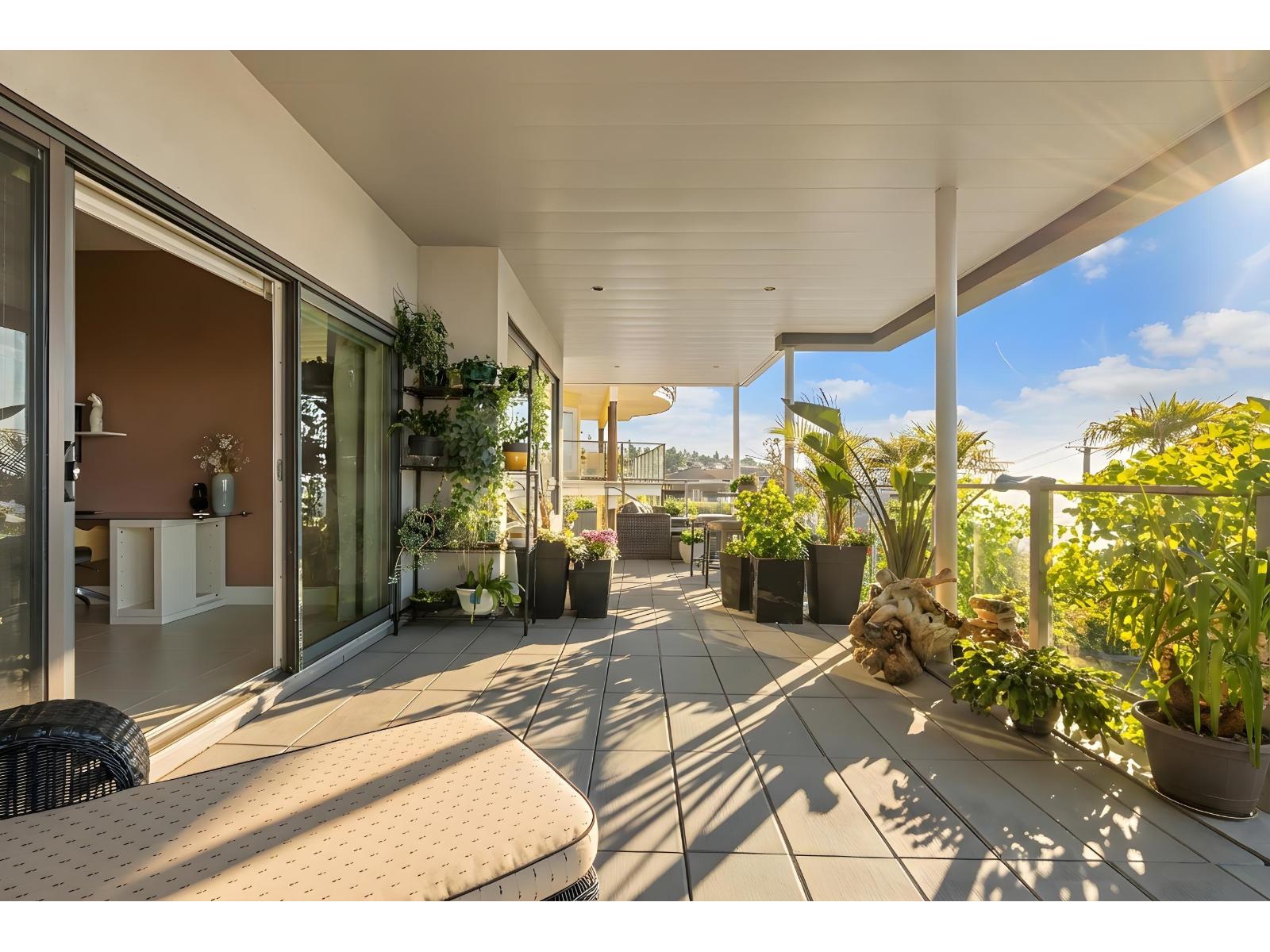 14501 MARINE DRIVE, White Rock