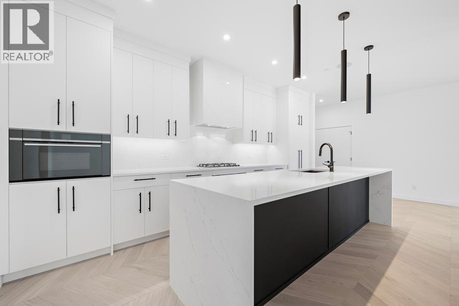 Single Family House for Sale in    Street SW West Springs Calgary 