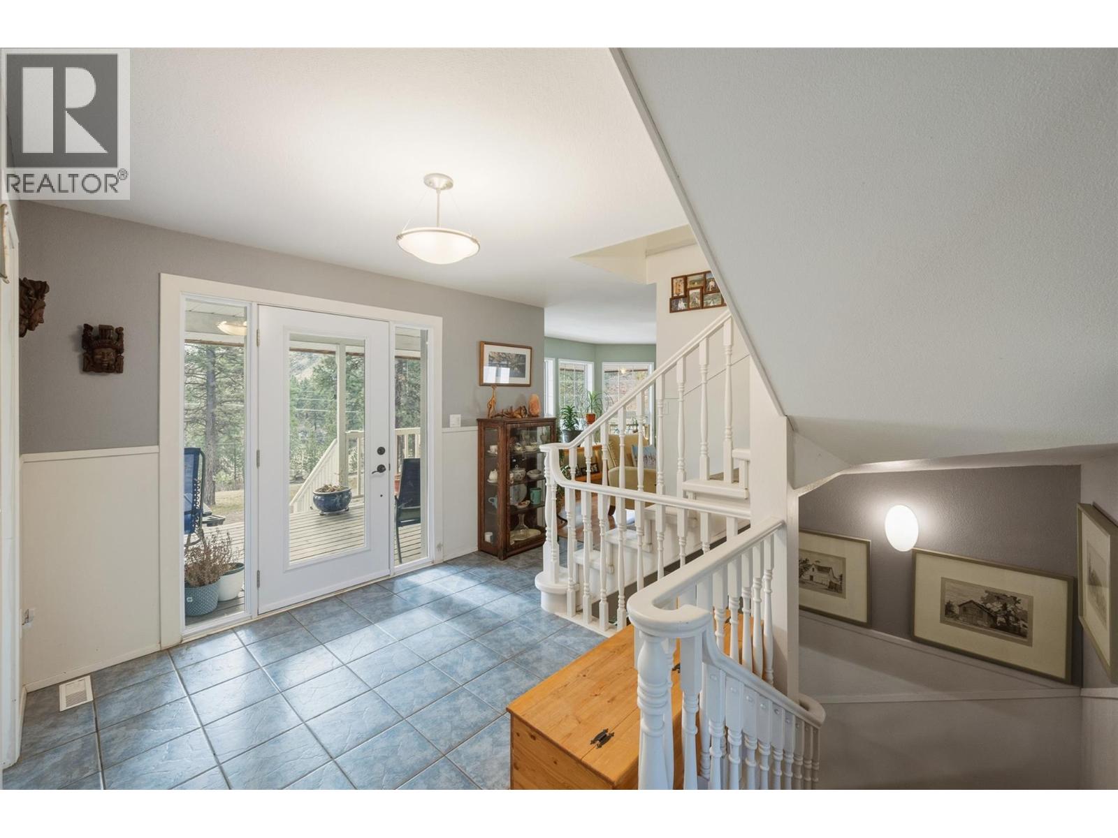 465 Wilson Mountain Road, Oliver