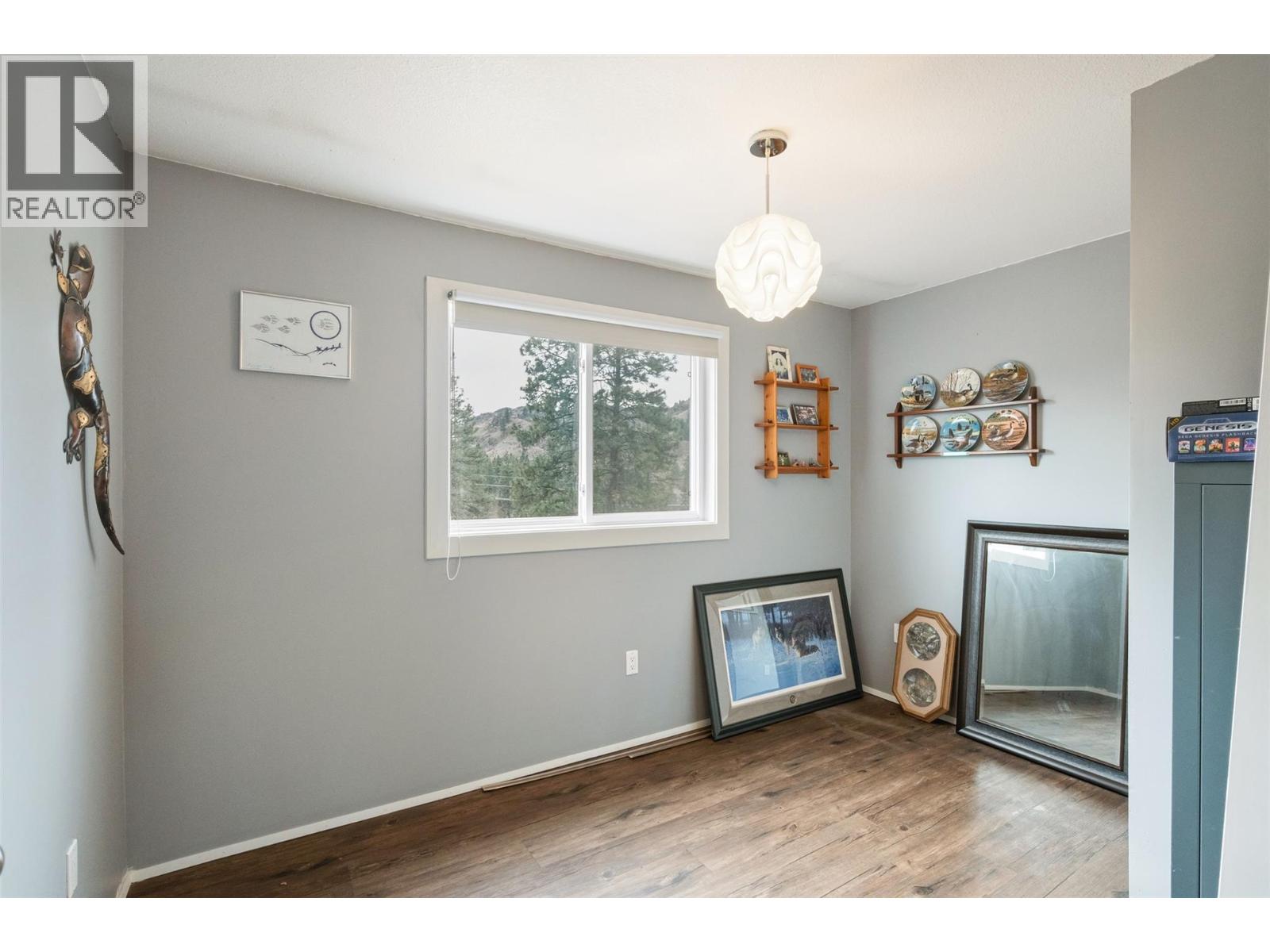 465 Wilson Mountain Road, Oliver