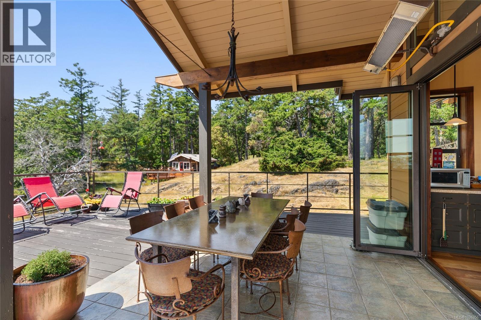 730 Treetops Spur, Sidney Island