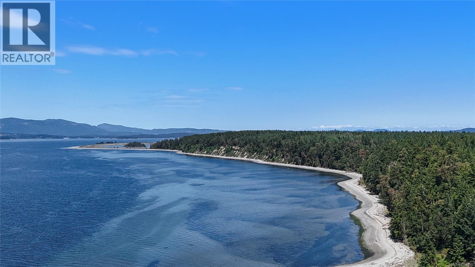 730 Treetops Spur, Sidney Island