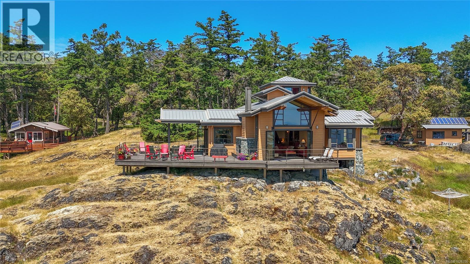 730 Treetops Spur, Sidney Island