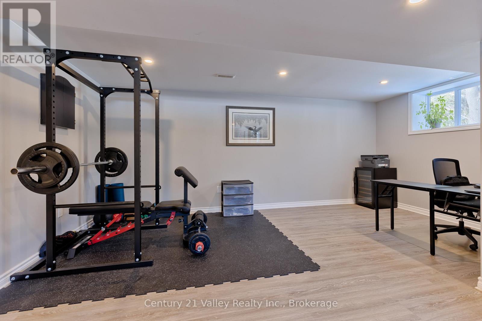 543 ANDERSON ROAD — photo 44