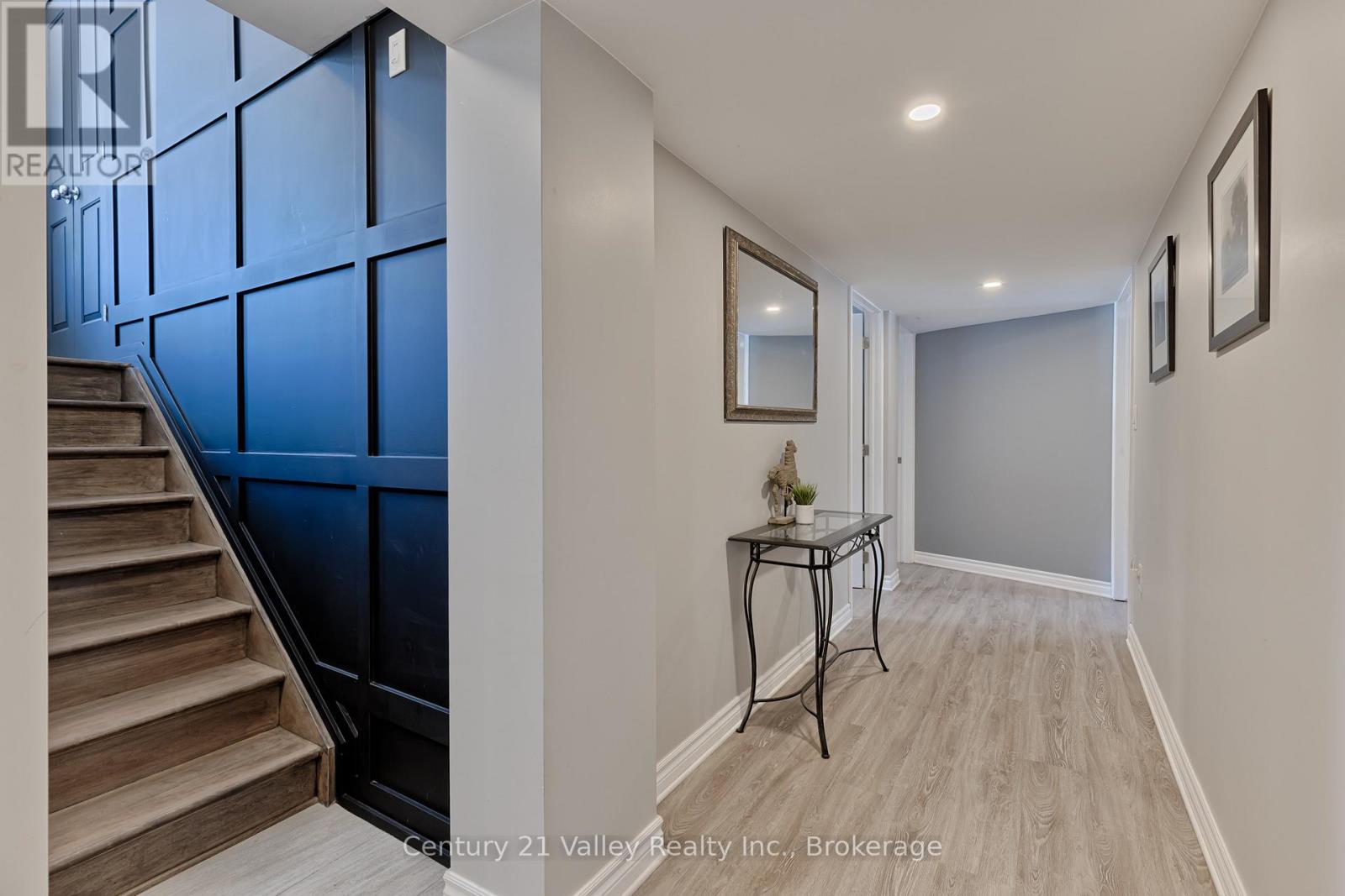 543 ANDERSON ROAD — photo 40