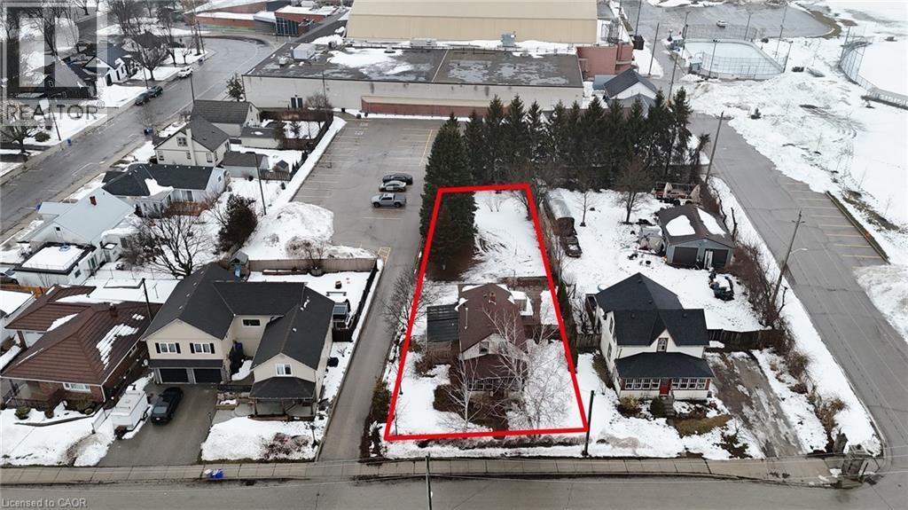 42 SANDERS Street - Photo 4 of 29, Tillsonburg, Ontario