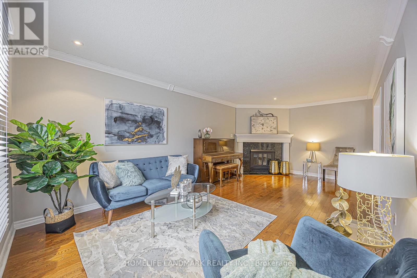 246 JELLEY AVENUE - Photo 3 of 49, Newmarket (Armitage), Ontario