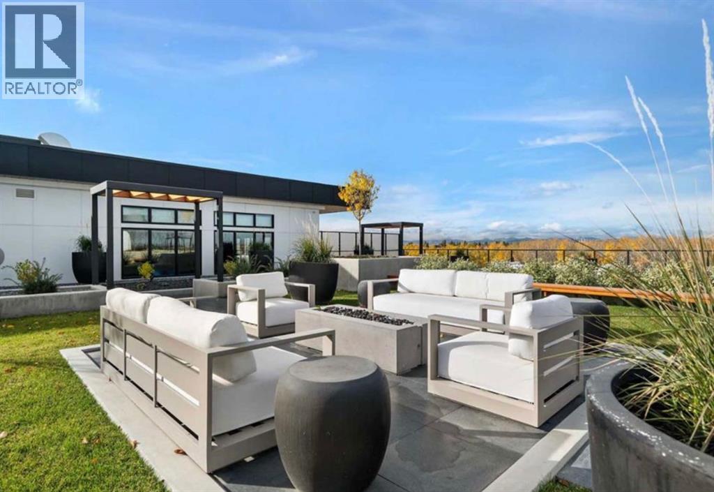 Single Family House for Sale in    Street SW West Springs Calgary 