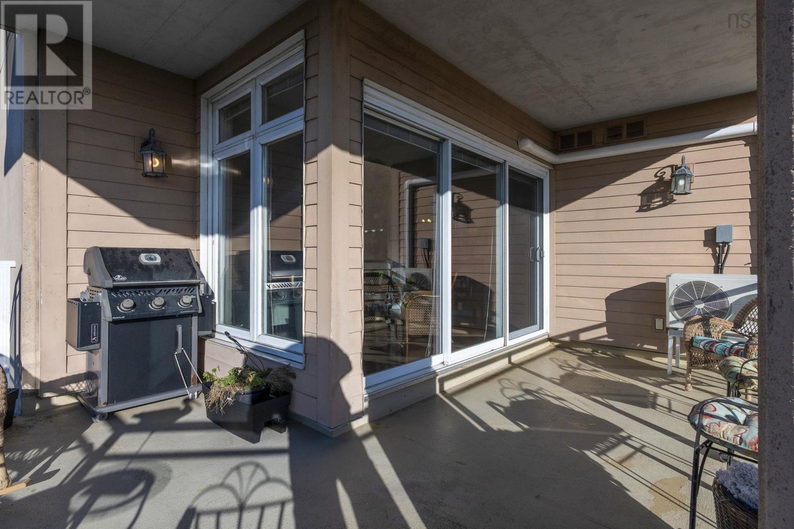 Property 23 of 49 of 304 202 Walter Havill Drive