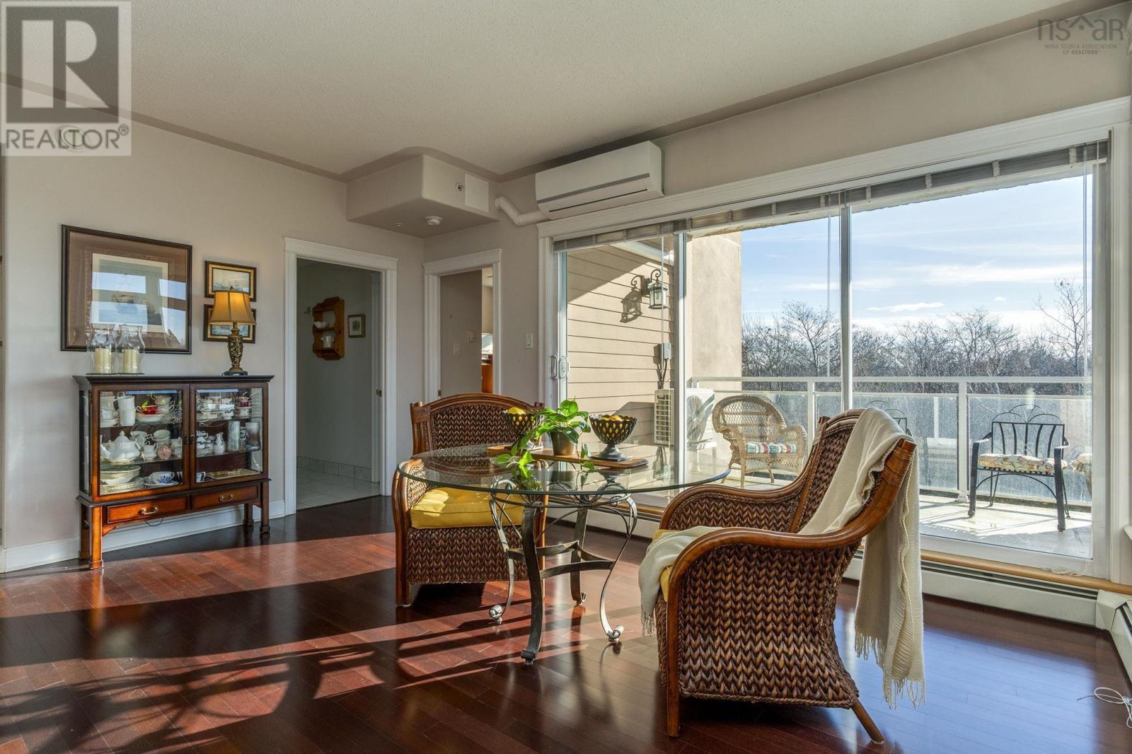 Property 20 of 49 of 304 202 Walter Havill Drive