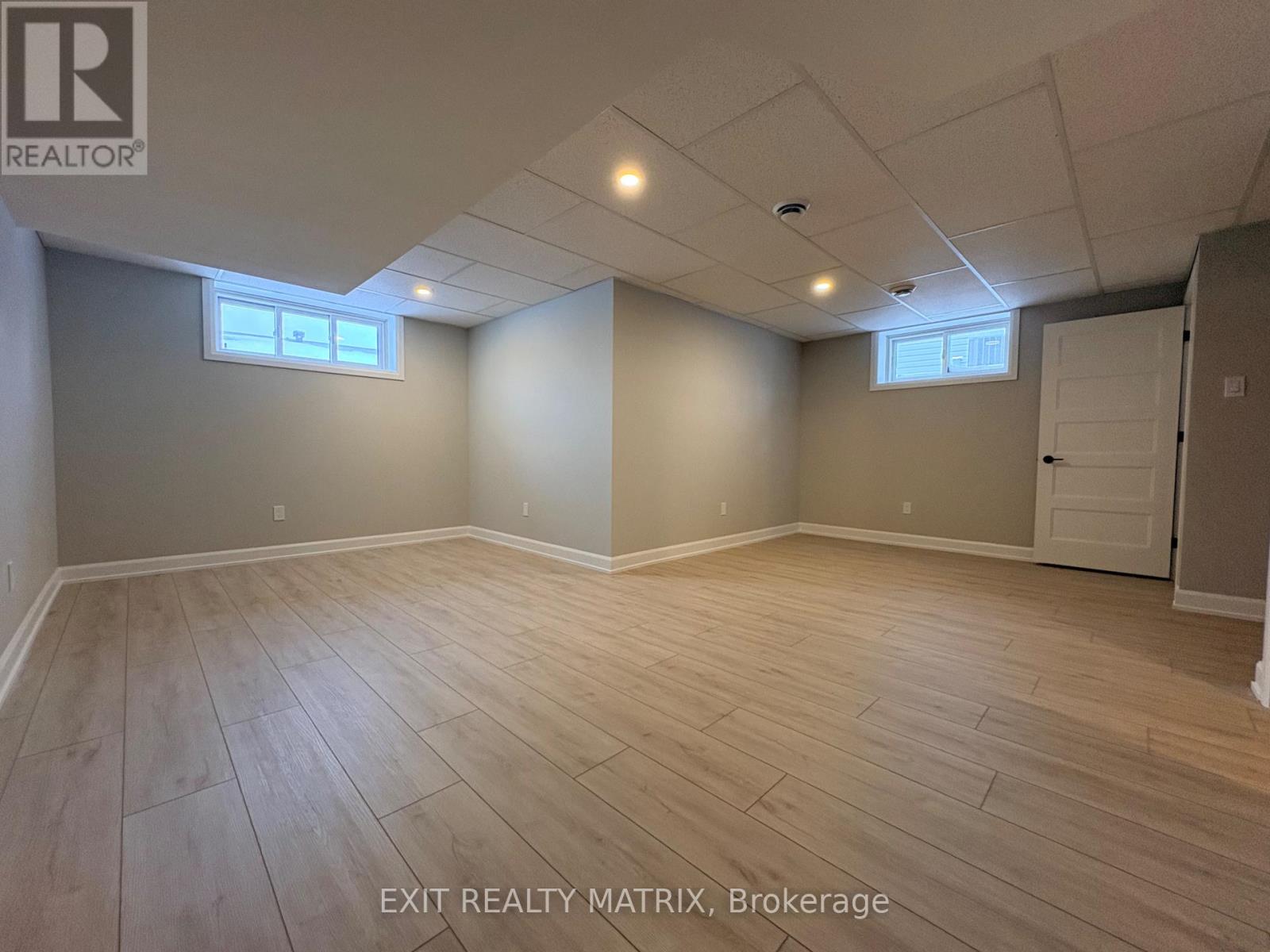 148 ELIZABETH DRIVE — photo 22