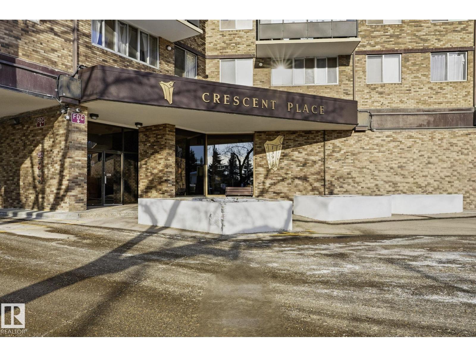 #814 13910 STONY PLAIN RD NW - 26