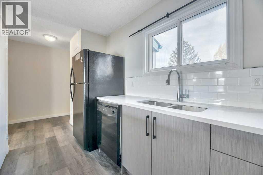 Single Family House for Sale in   Templehill Drive NE Temple Calgary 
