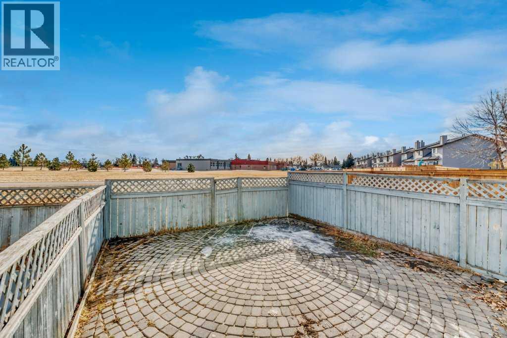 Single Family House for Sale in   Templehill Drive NE Temple Calgary 