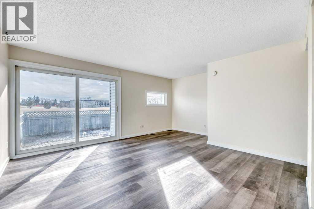 Single Family House for Sale in   Templehill Drive NE Temple Calgary 