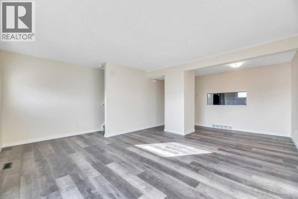 Single Family House for Sale in   Templehill Drive NE Temple Calgary 