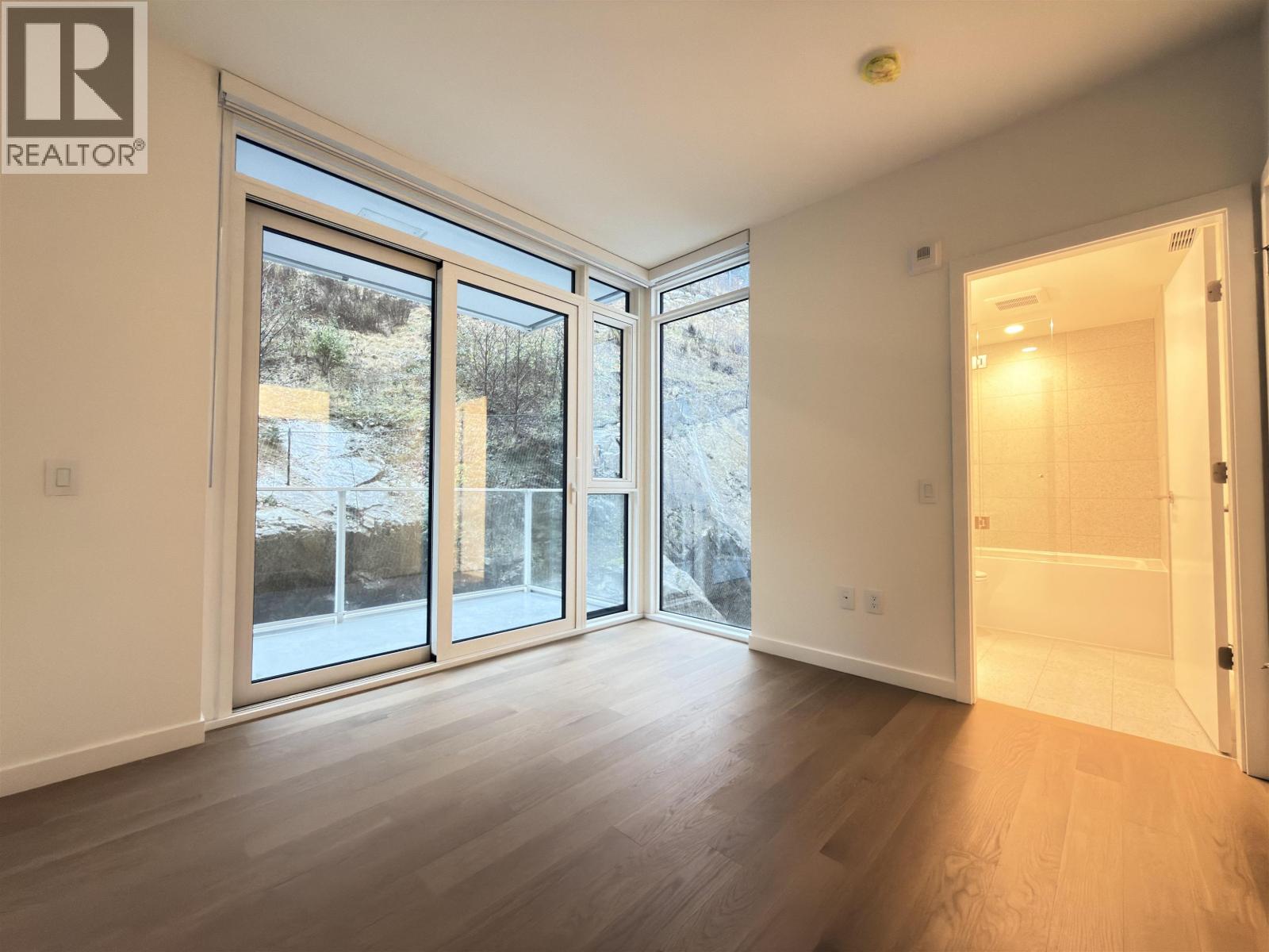 401 3963 UPLANDS WAY, Vancouver