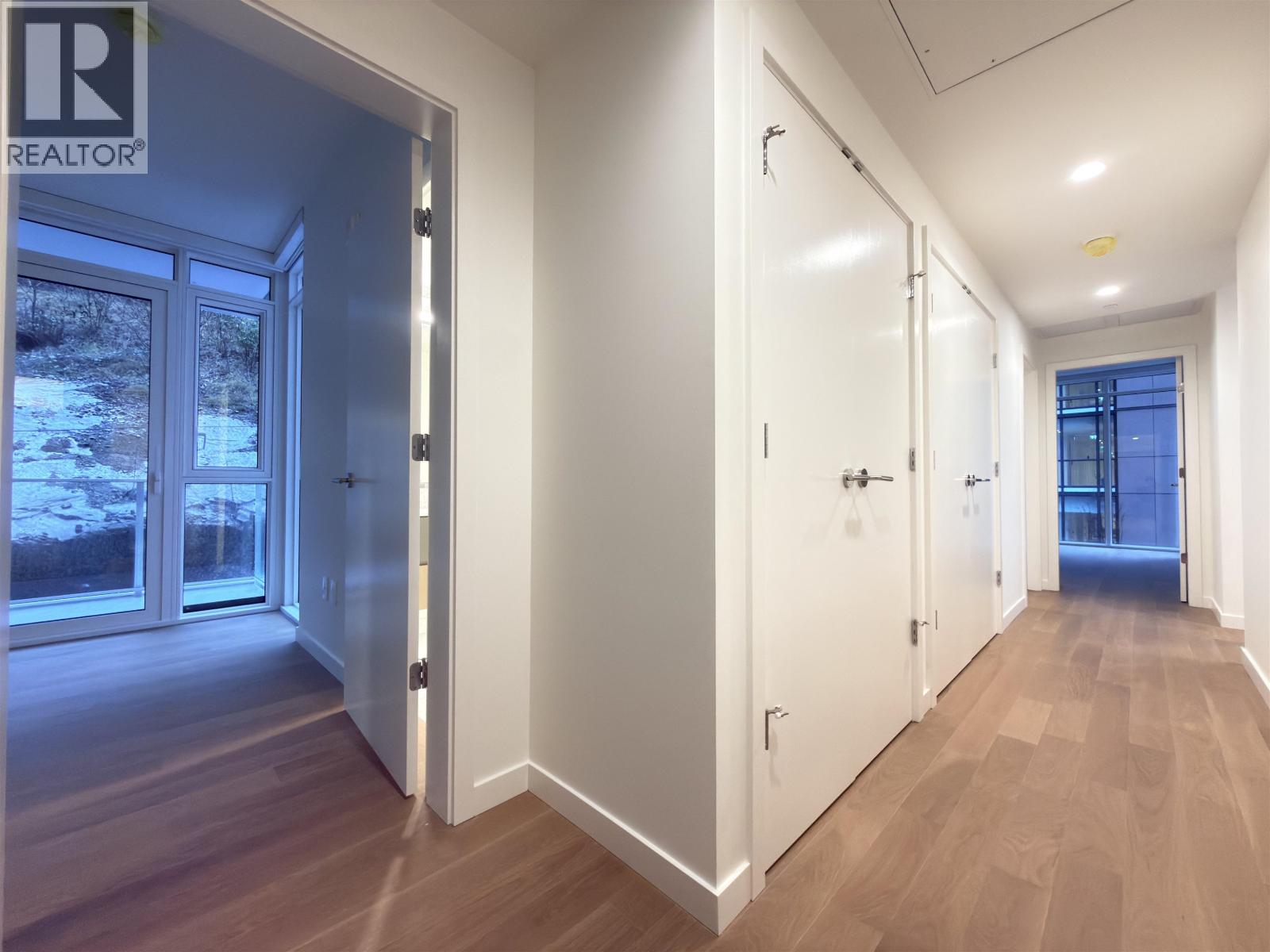 401 3963 UPLANDS WAY, Vancouver