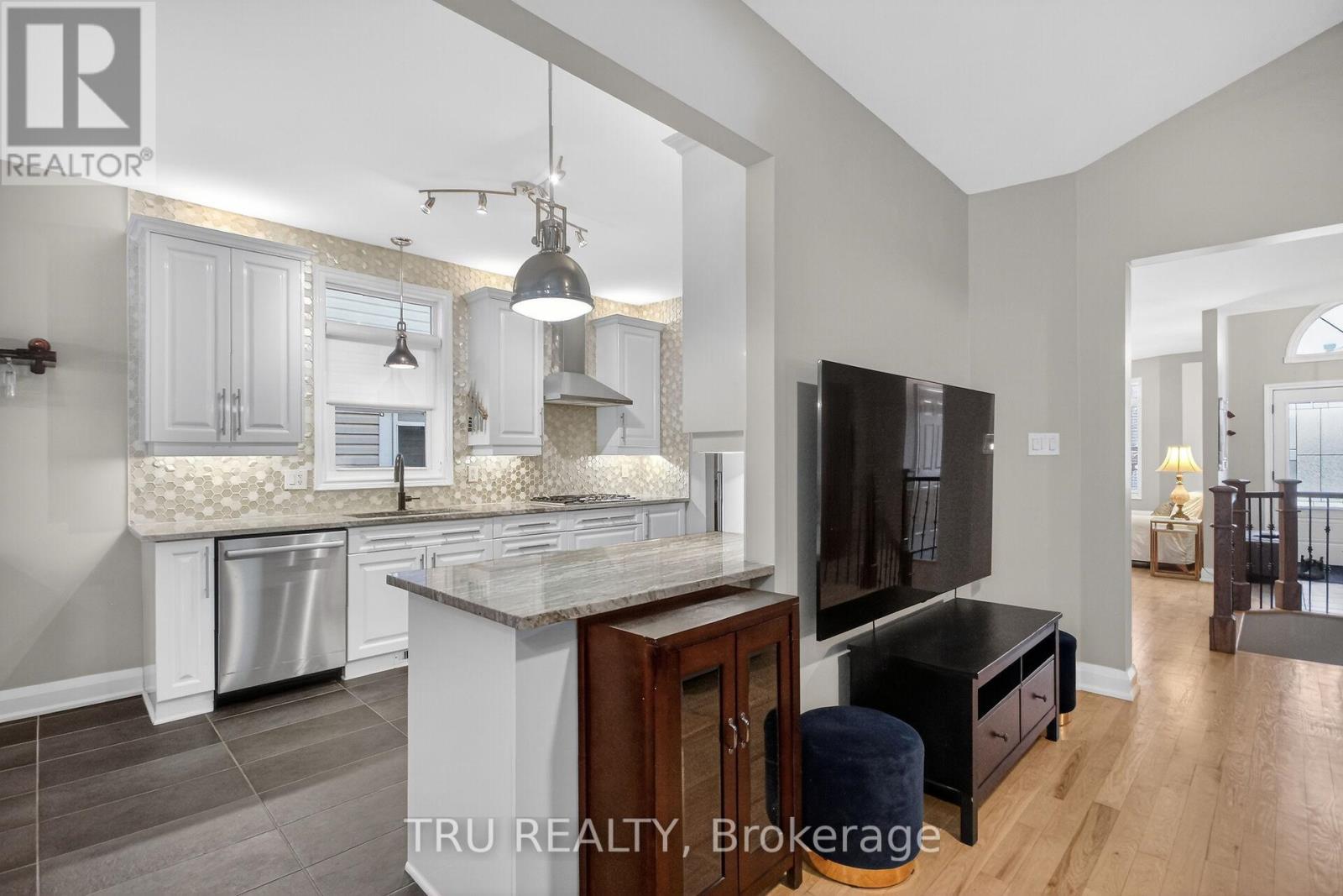 590 ANJANA CIRCLE — photo 20