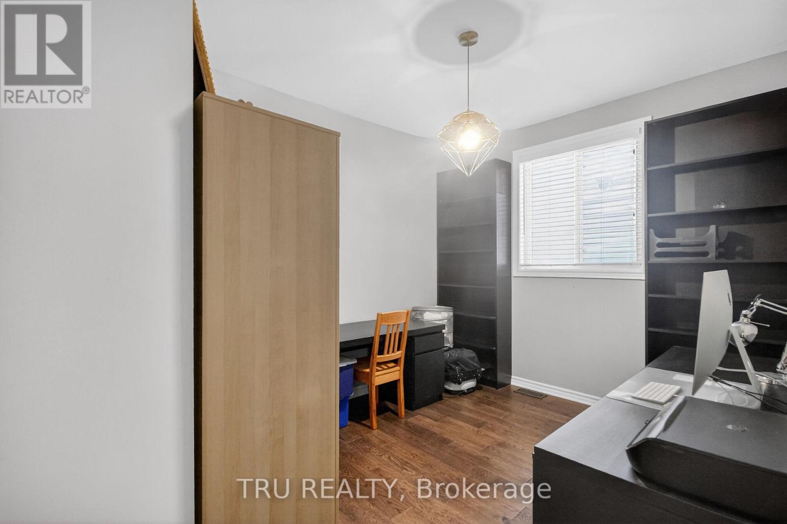 bedroom 2 or office/den