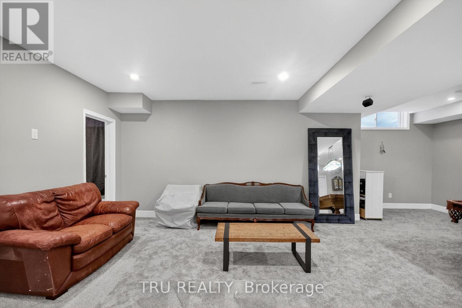 590 ANJANA CIRCLE — photo 34