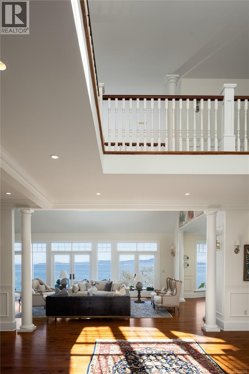  2600 Queenswood Drive, Saanich