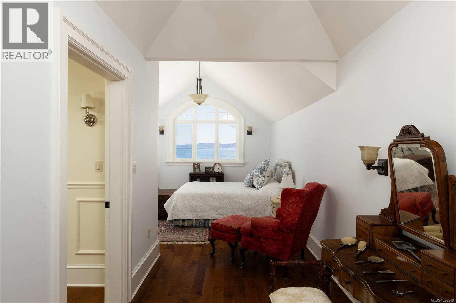 2600 Queenswood Dr - 42