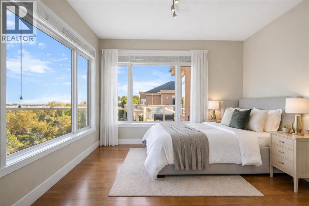 Single Family House for Sale in   Hemlock Crescent SW Spruce Cliff Calgary 