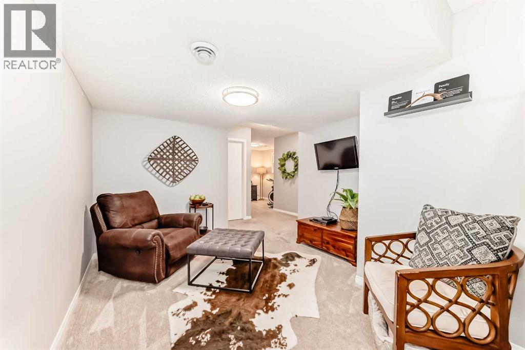 35 Emberside Garden, Cochrane