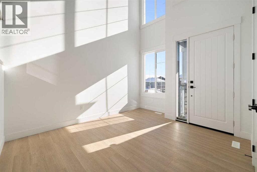 65 Lakes Estates Circle - Photo 2 of 39, Strathmore, Alberta