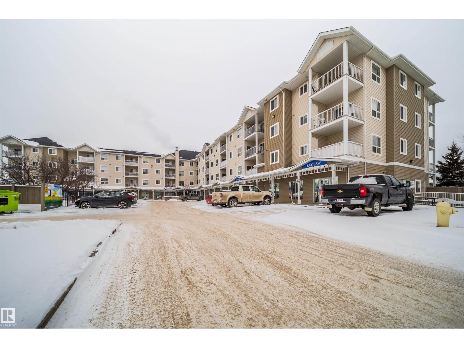 #211 4310 33 ST - Photo 3 of 29, Stony Plain, Alberta