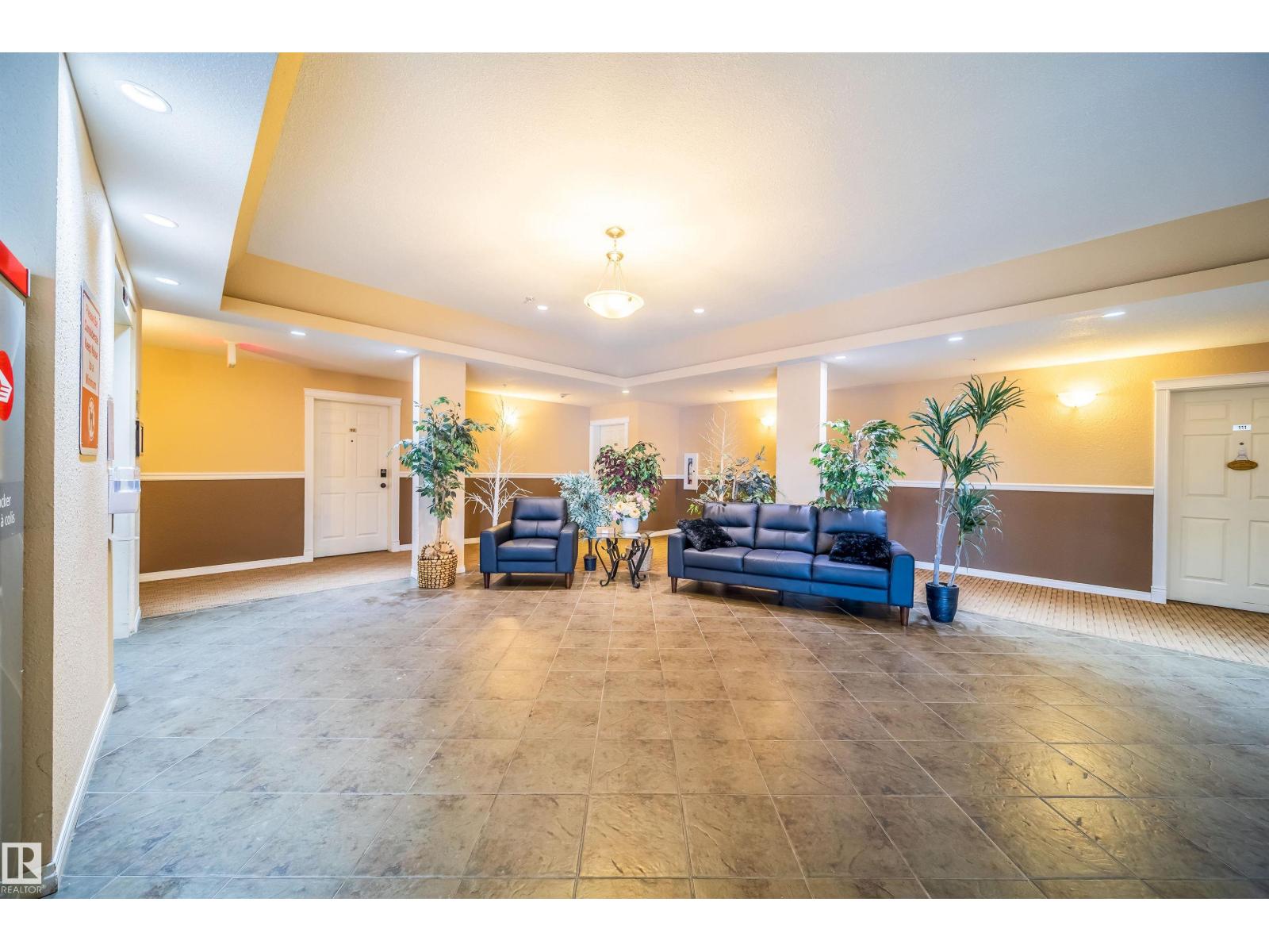 #211 4310 33 ST - Photo 4 of 29, Stony Plain, Alberta