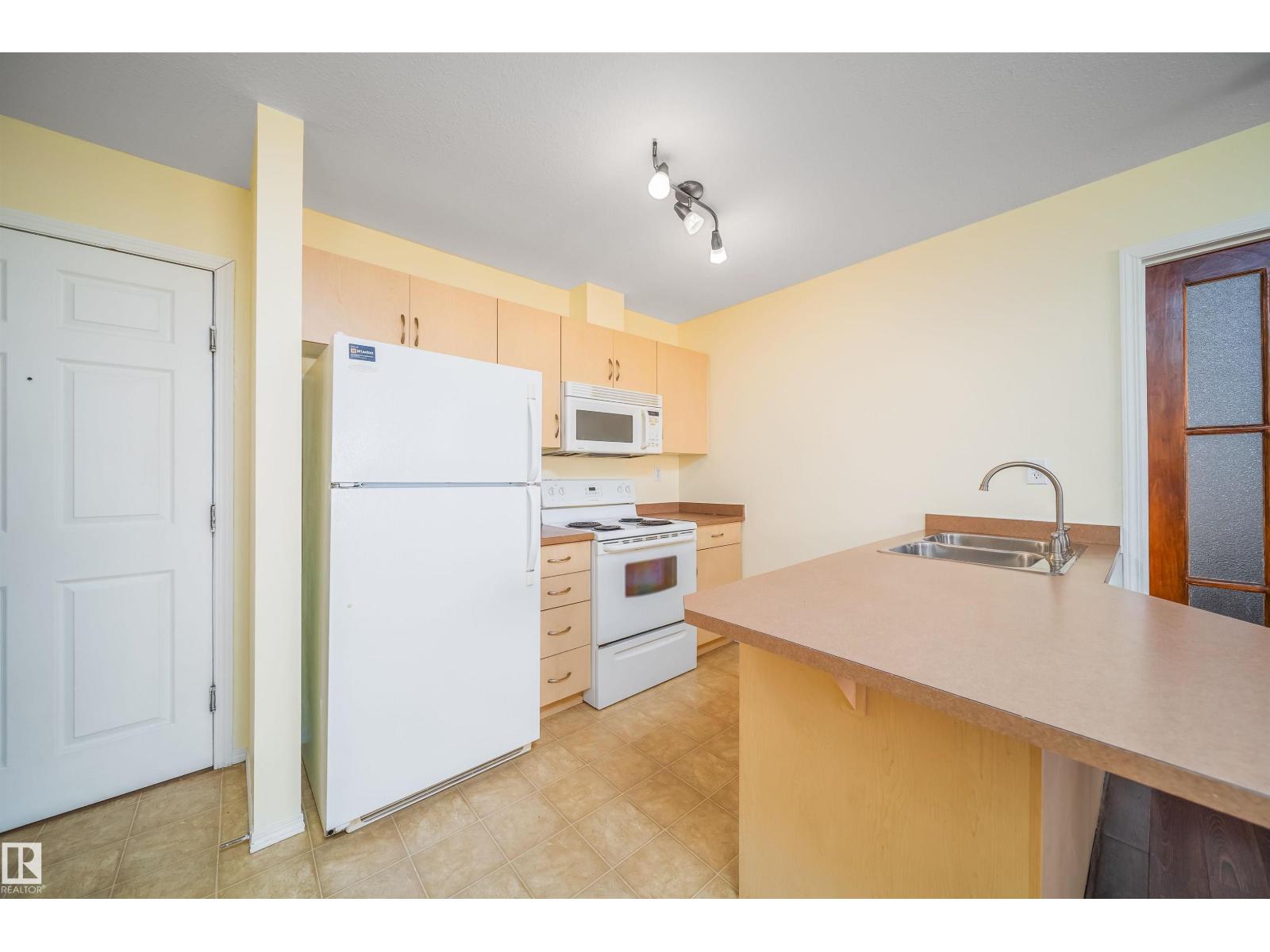 #211 4310 33 ST, Stony Plain