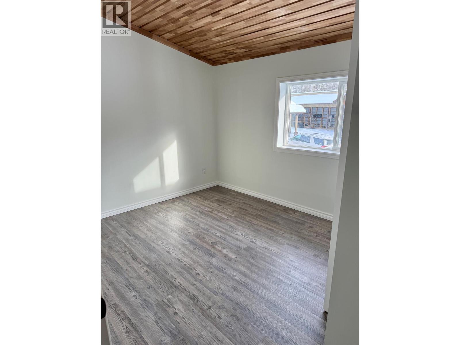 4668 208 Road - 31