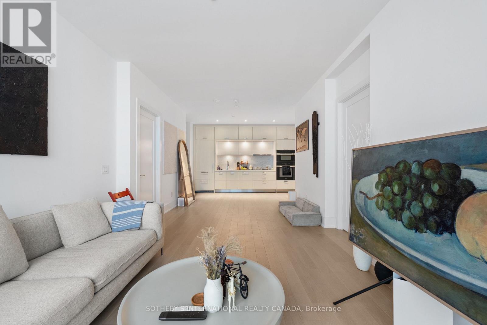 932 - 155 MERCHANTS' WHARF - Photo 2 of 36, Toronto (Waterfront Communities), Ontario