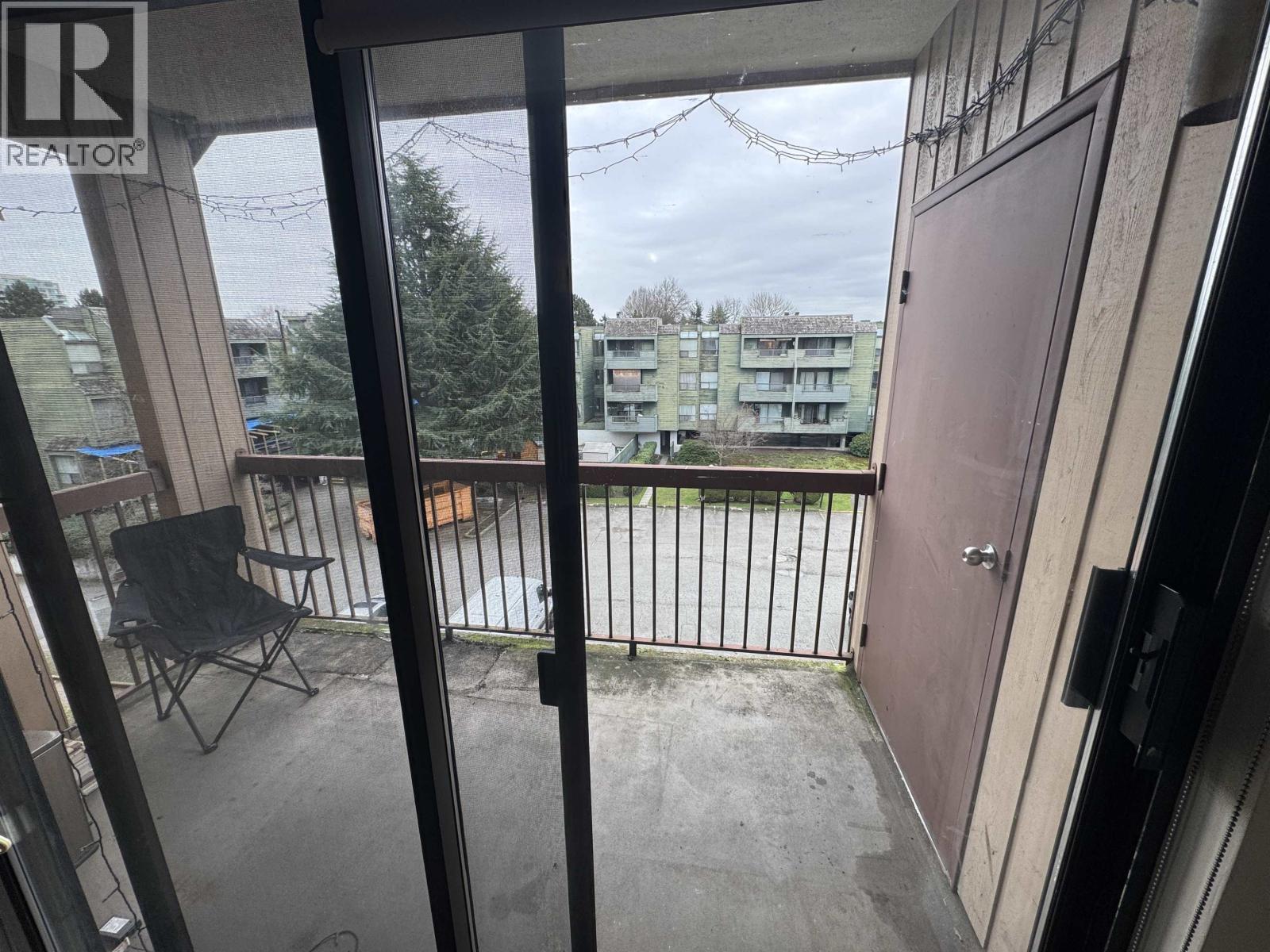 329 8500 ACKROYD ROAD, Richmond