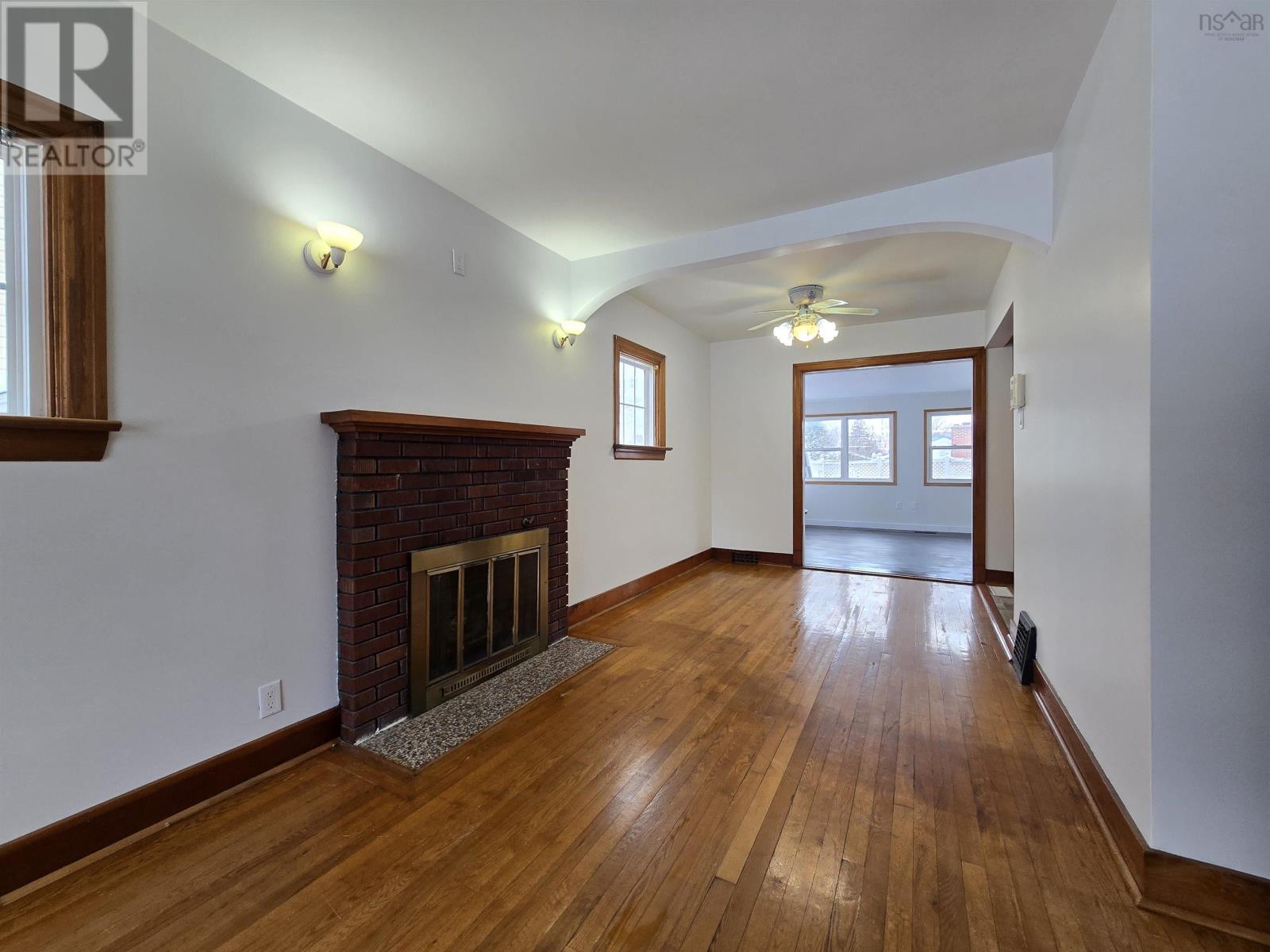 Property 5 of 20 of 2 George Street