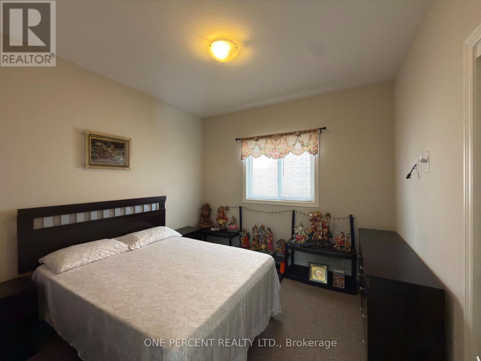 9424 SHOVELLER DRIVE - 10