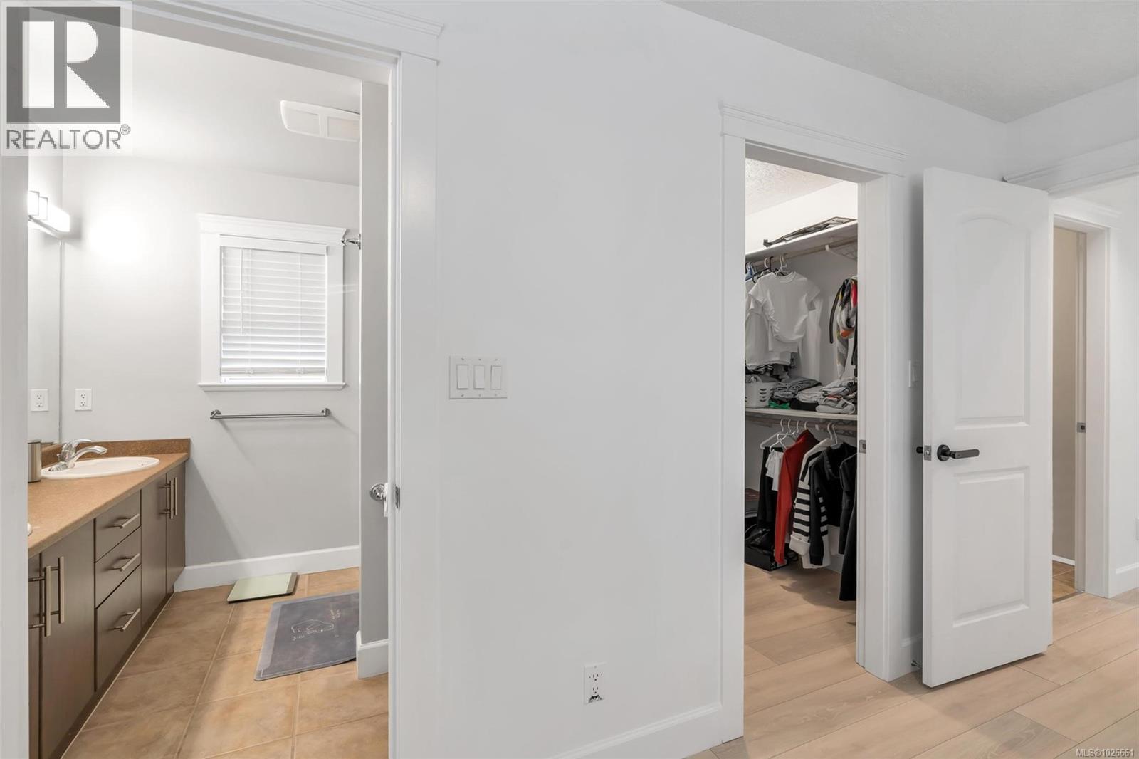 19 2210 Sooke Rd, Colwood