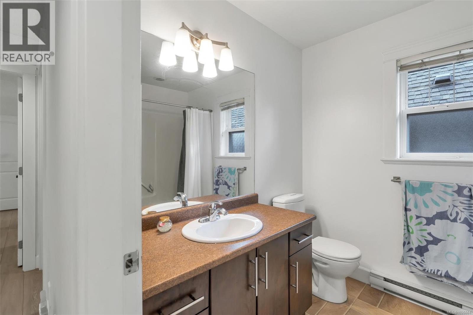 19 2210 Sooke Rd, Colwood