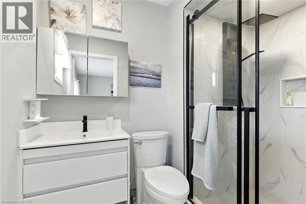 360 SILVERBIRCH Boulevard - Photo 5 of 37, Glanbrook, Ontario