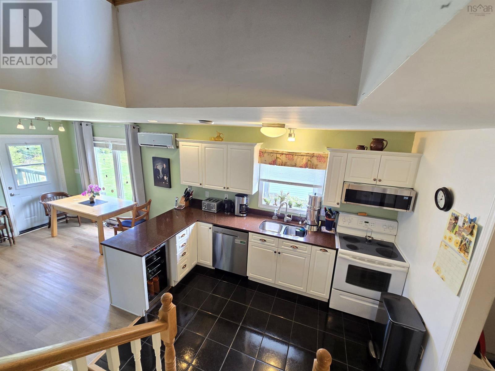 Property 11 of 41 of 1235 Loch Lomond Road