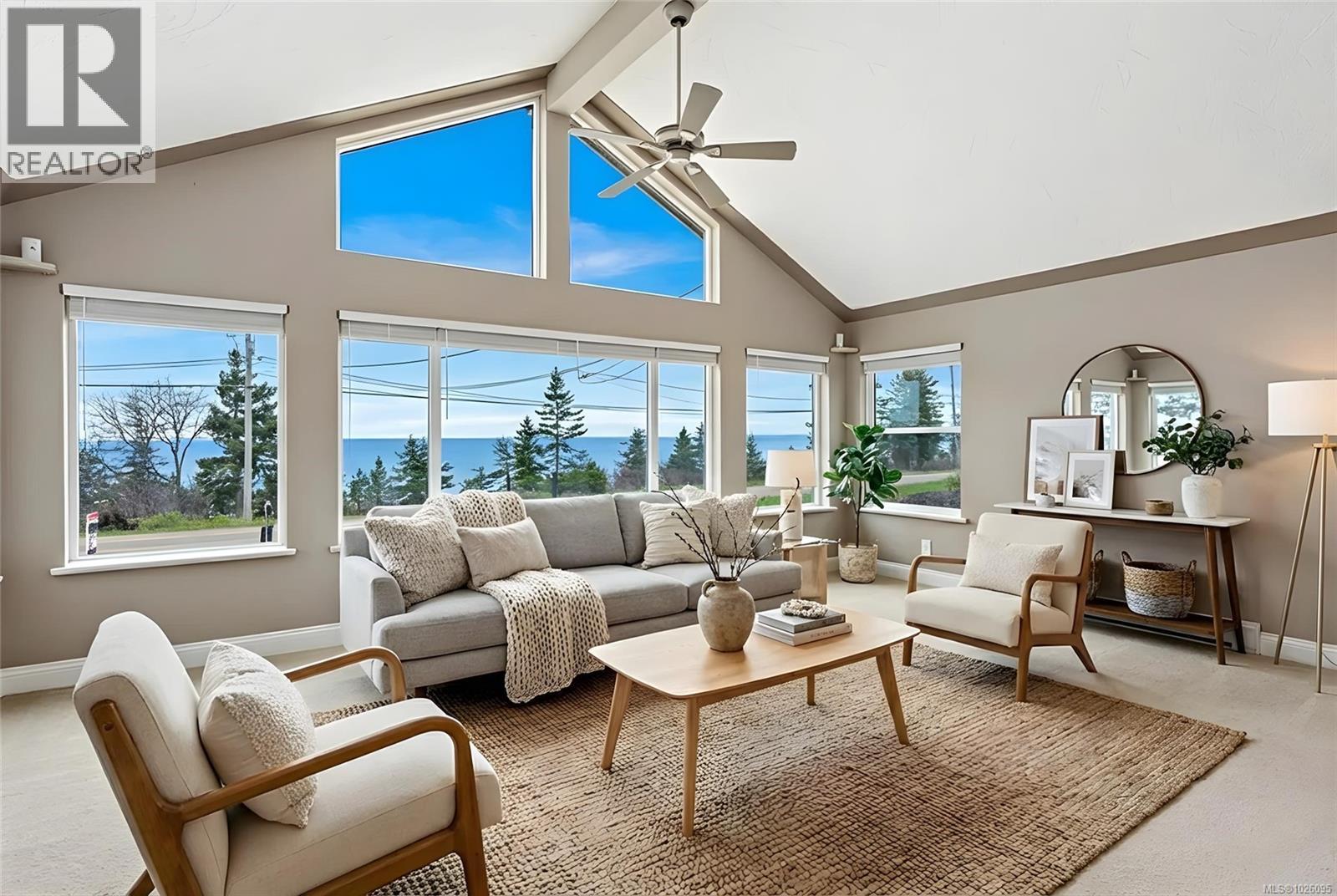 321 Wireless Rd, Comox