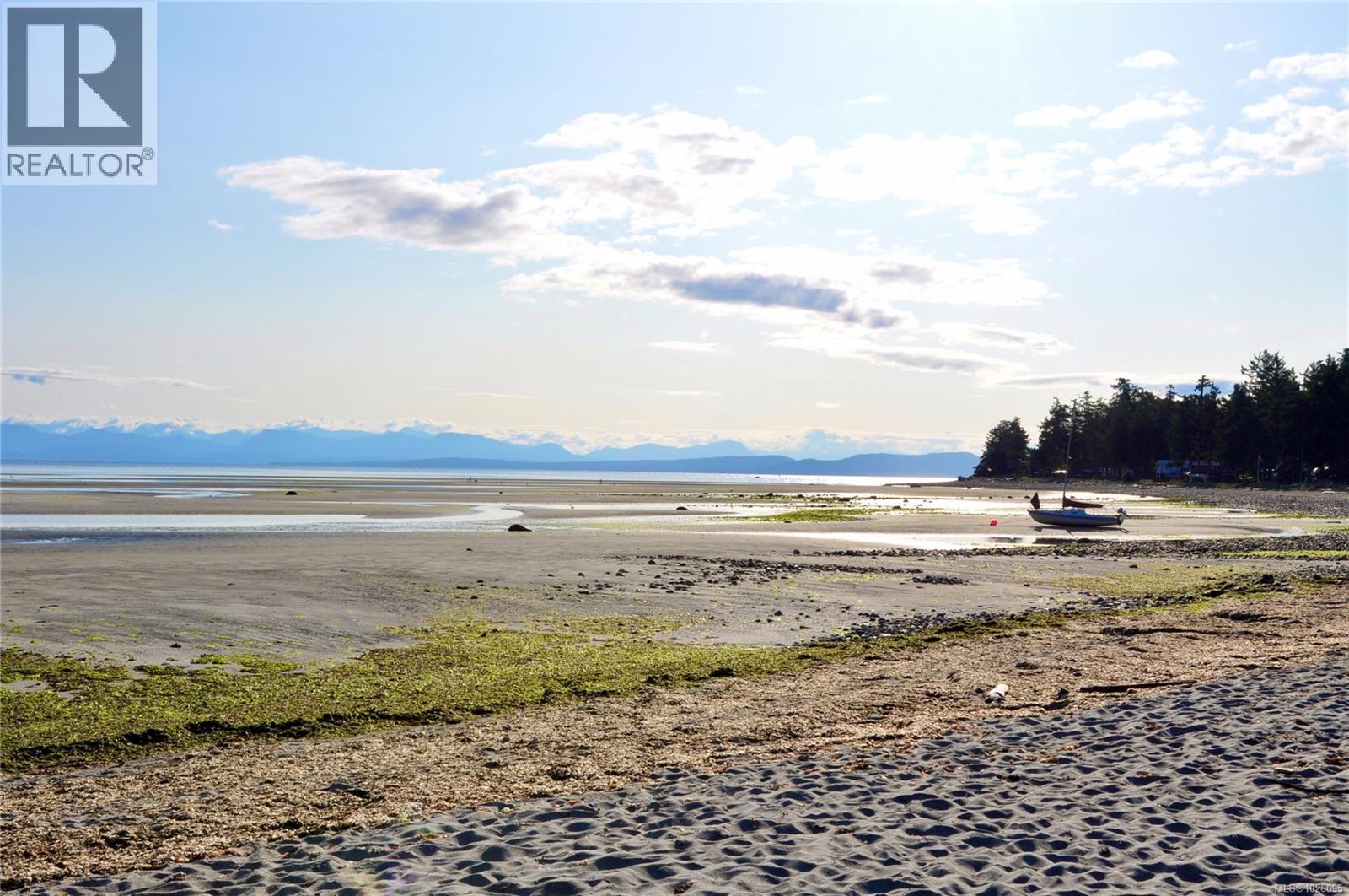 321 Wireless Rd, Comox