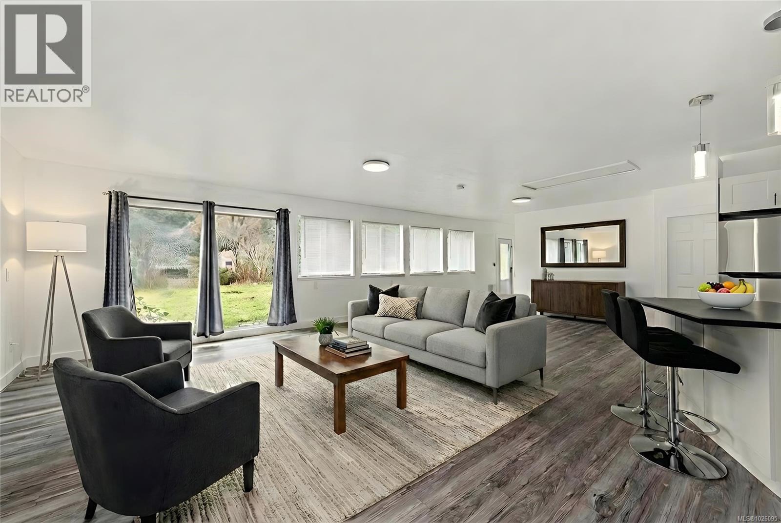 321 Wireless Rd, Comox